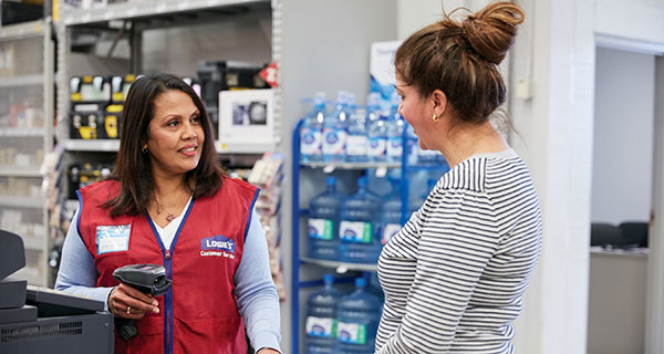 Lowe’s Canada on a hiring spree across Canada