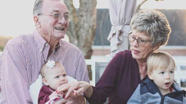 How to Support Aging Parents at Home